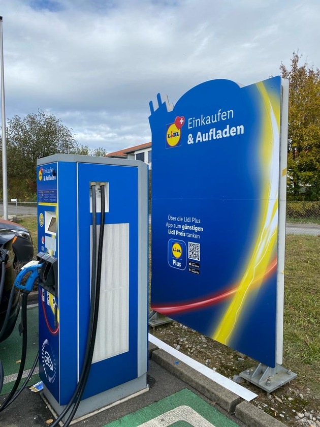 Les bornes de recharge chez Lidl Suisse : de gratuit à bon marché