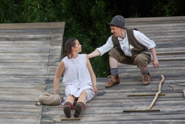 Grosses Spektakel an der Premiere von HEIDI – DAS NEUE MUSICAL auf der Walensee-Bühne